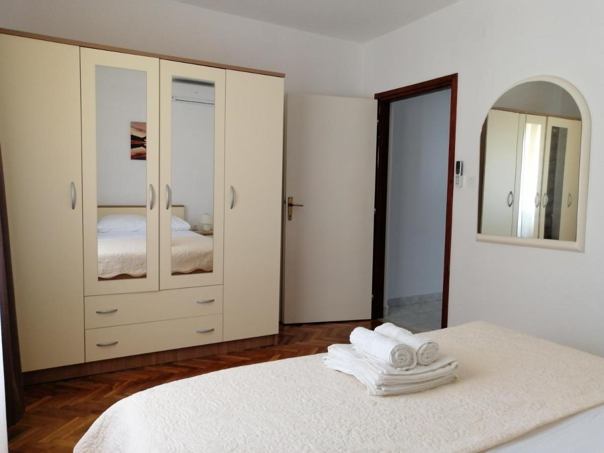 Holiday House Tunjarice Obrovac Exterior foto