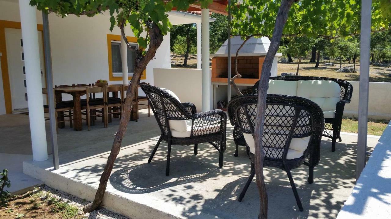 Holiday House Tunjarice Obrovac Exterior foto