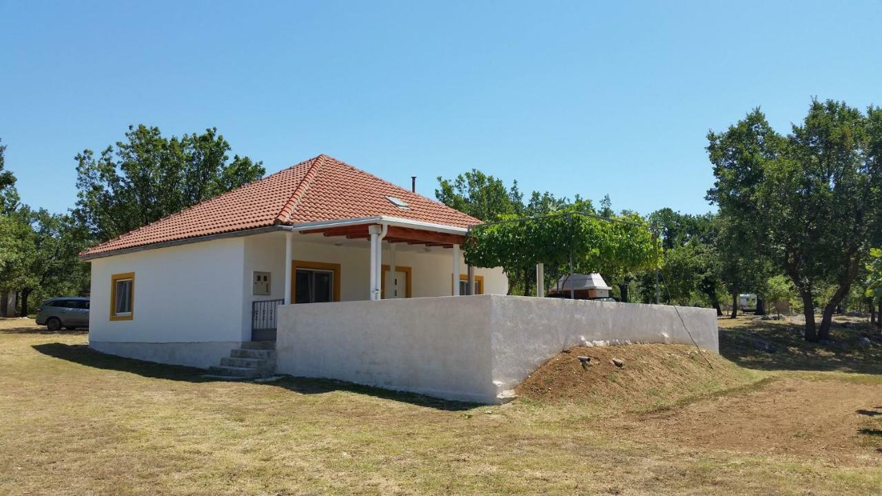 Holiday House Tunjarice Obrovac Exterior foto